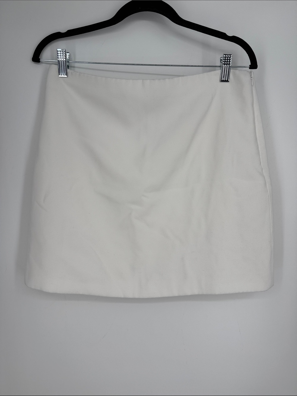 Zara Classic White Mini Skirt - Clean A-Line Style size L nwot